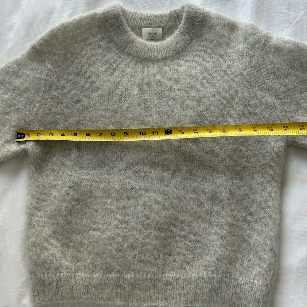 Aritzia Heather Gray Crewneck Sweater - Picture 7 of 7